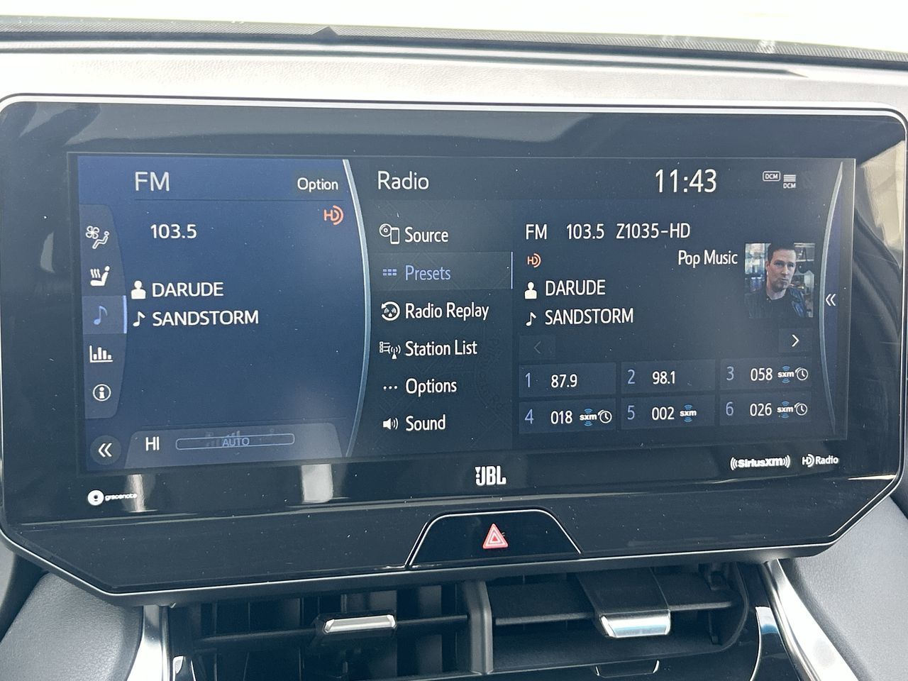 2021 Toyota Venza Hybrid in Bolton, Ontario