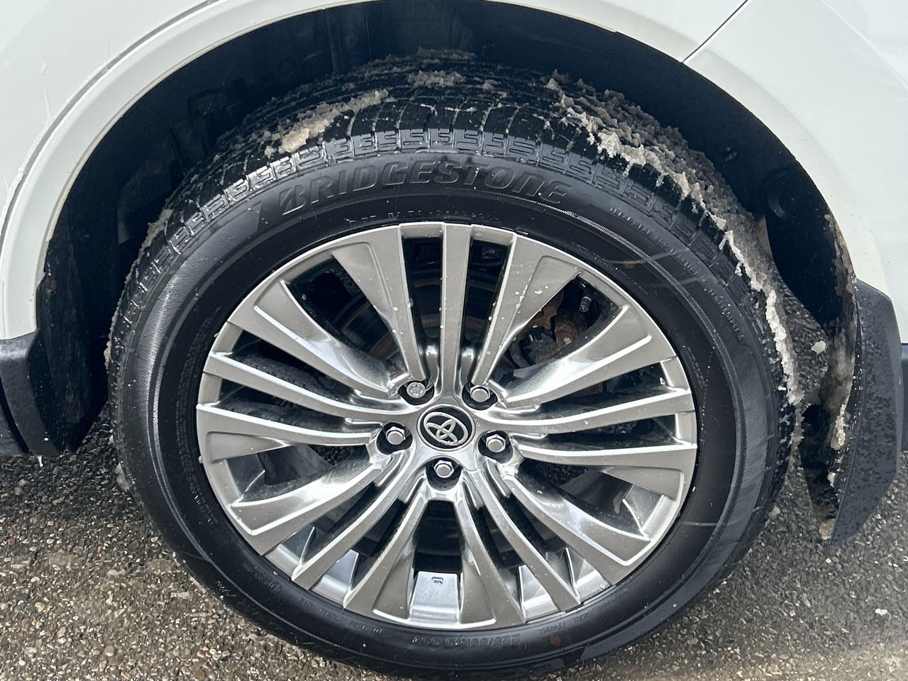 2021 Toyota Venza Hybrid in Bolton, Ontario