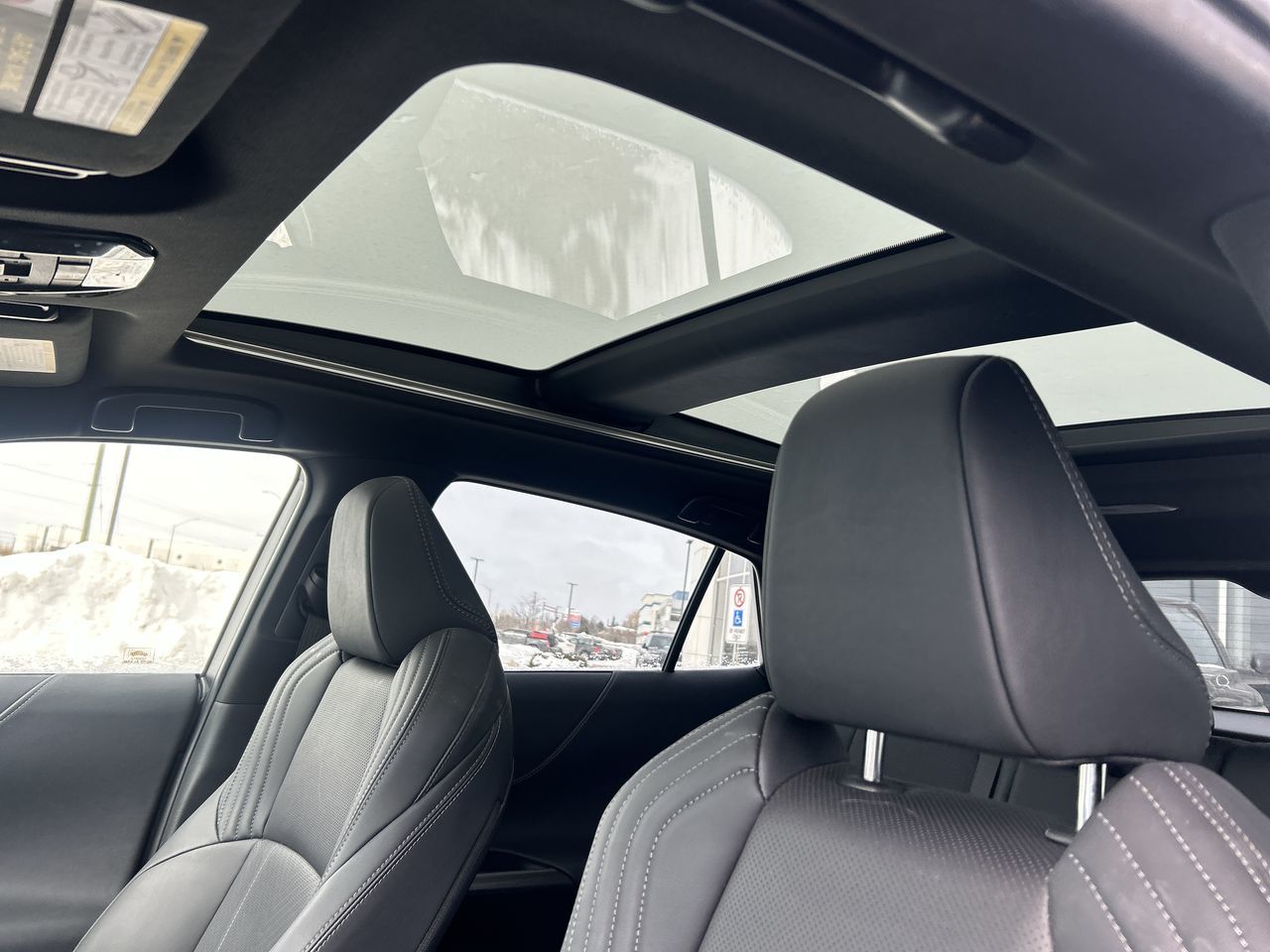 2021 Toyota Venza Hybrid in Bolton, Ontario