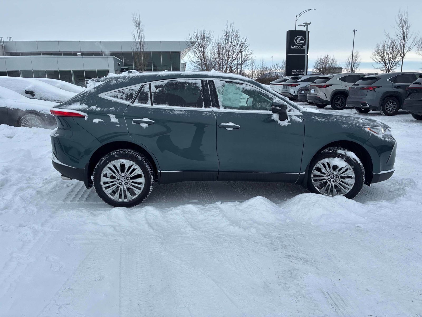 2023 Toyota Venza Hybrid