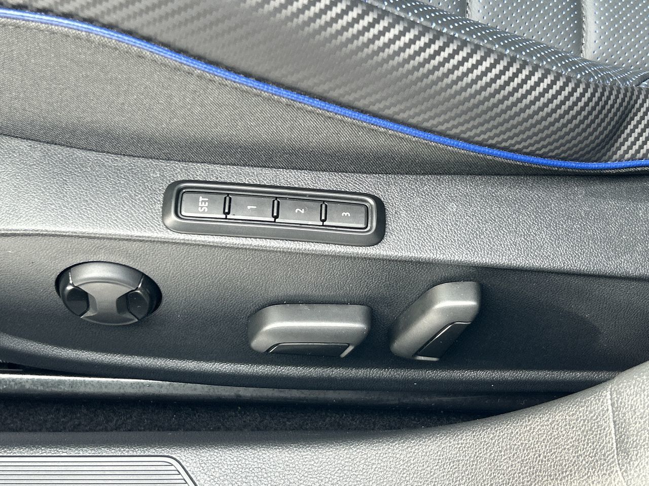 2025 Volkswagen Golf R in Bolton, Ontario