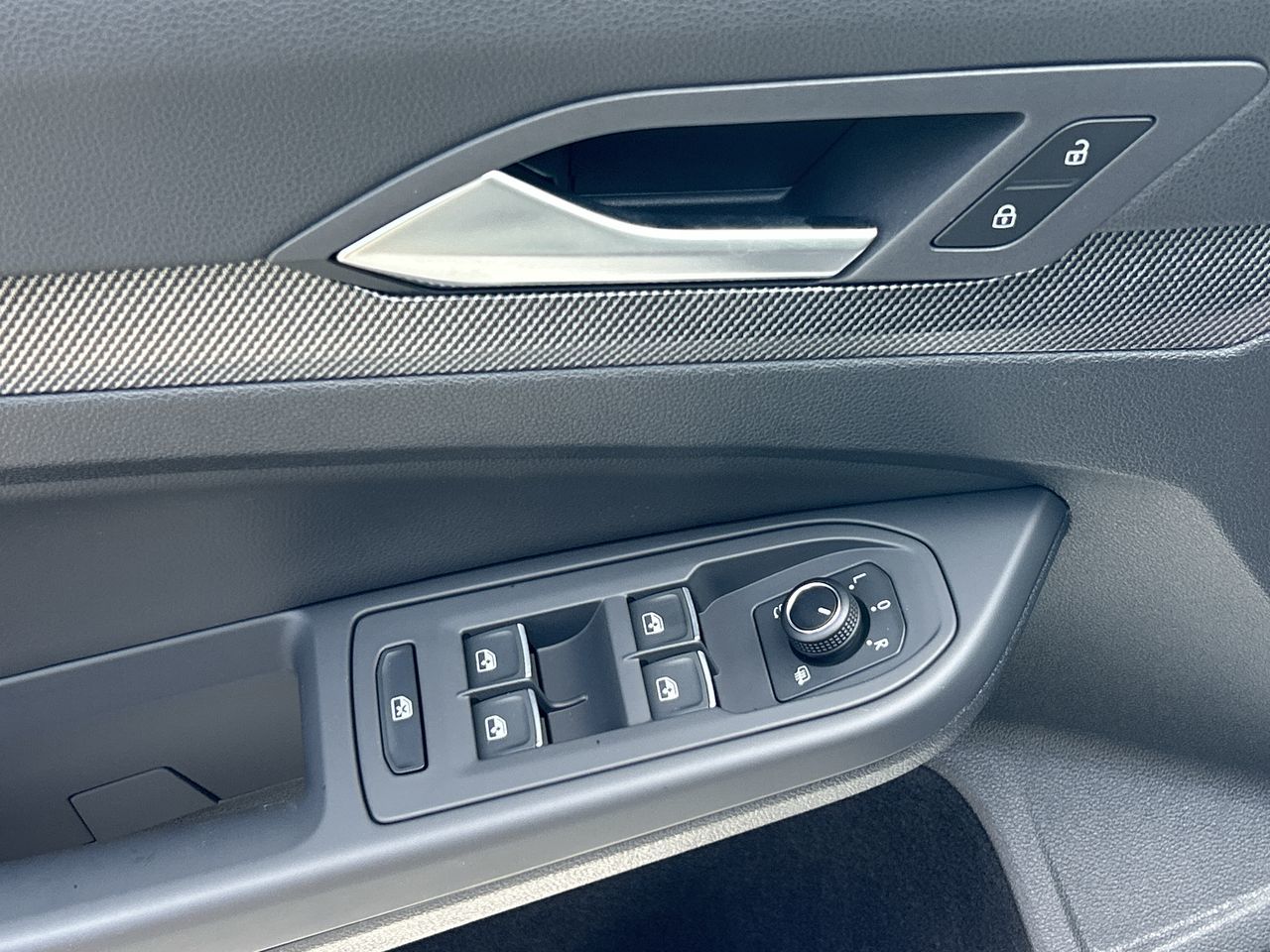 2025 Volkswagen Golf R in Bolton, Ontario