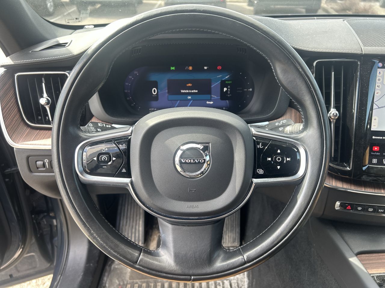 2022 Volvo XC60