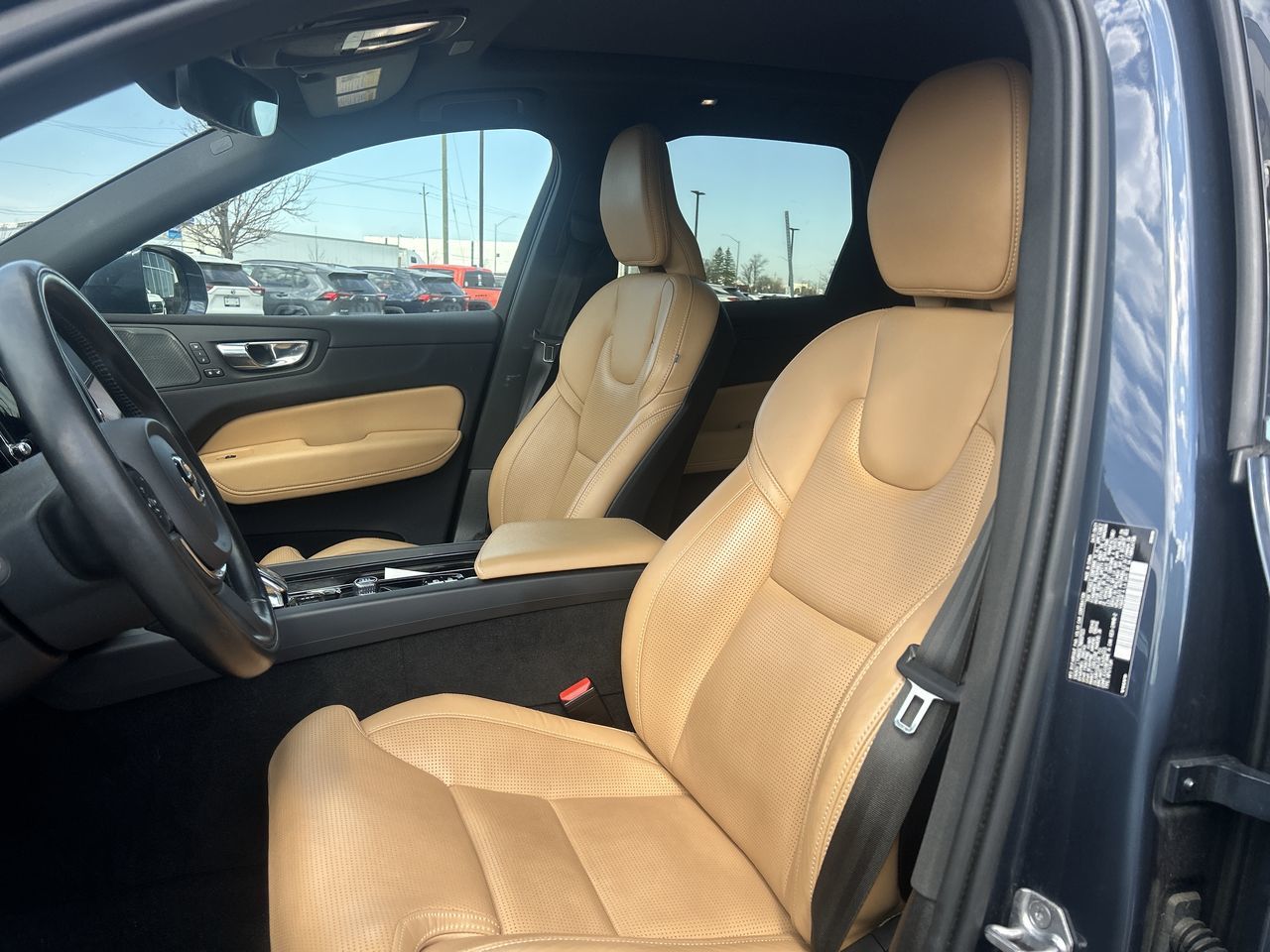 2022 Volvo XC60