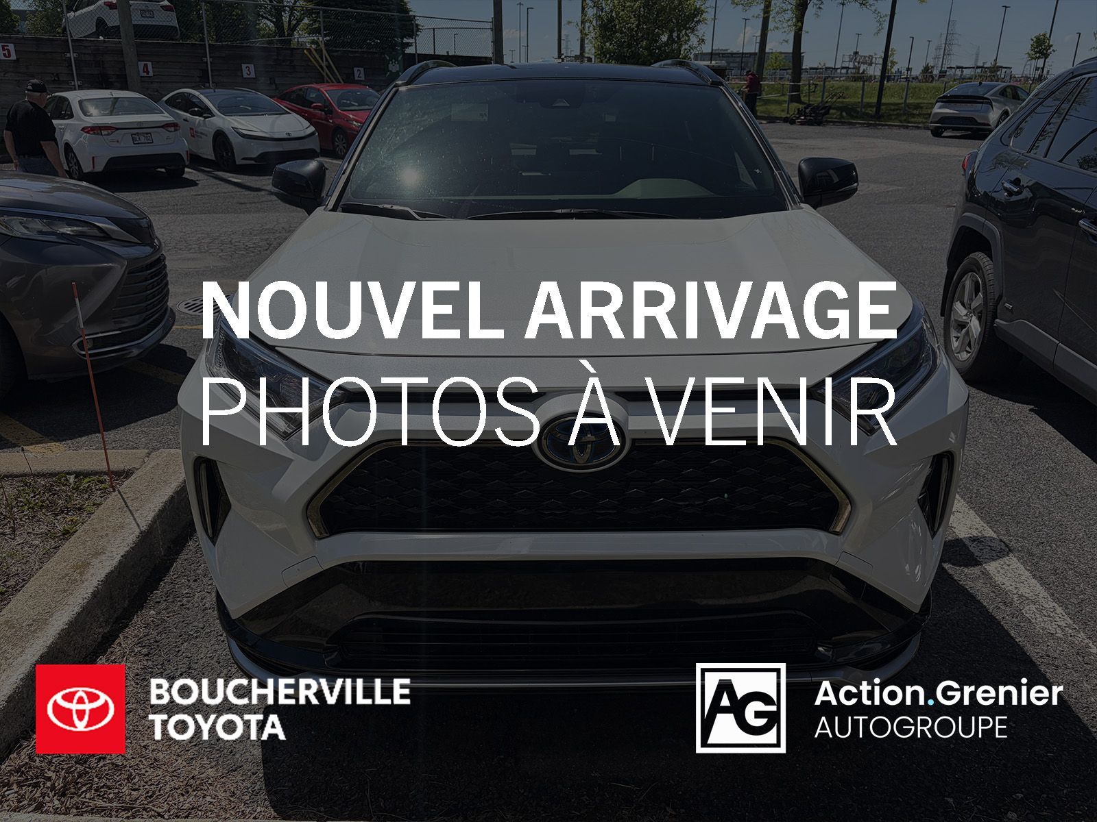 2021 Toyota RAV4 XSE + 68 KM D'AUTONOMIE + CUIR + TOIT + CARPLAY!