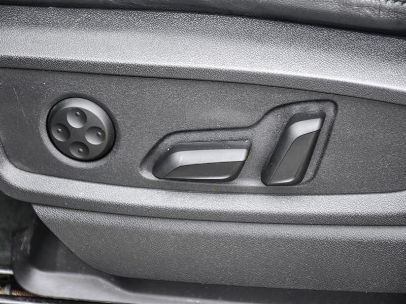 Photo 2023 Audi Q5 40 2.0T Komfort quattro 7sp S Tronic #6