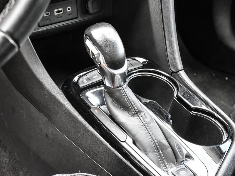 Photo 2022 Buick Encore Gx Select AWD #8