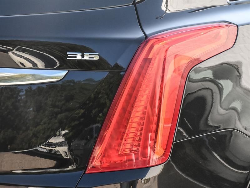 Photo 2017 Cadillac XT5 AWD Premium Luxury #3