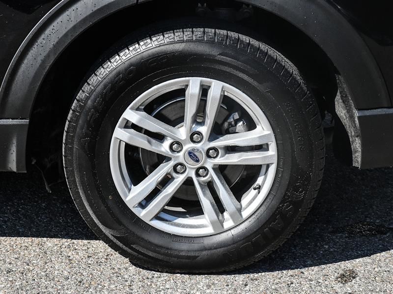 Photo 2024 Ford Explorer XLT 4WD #4