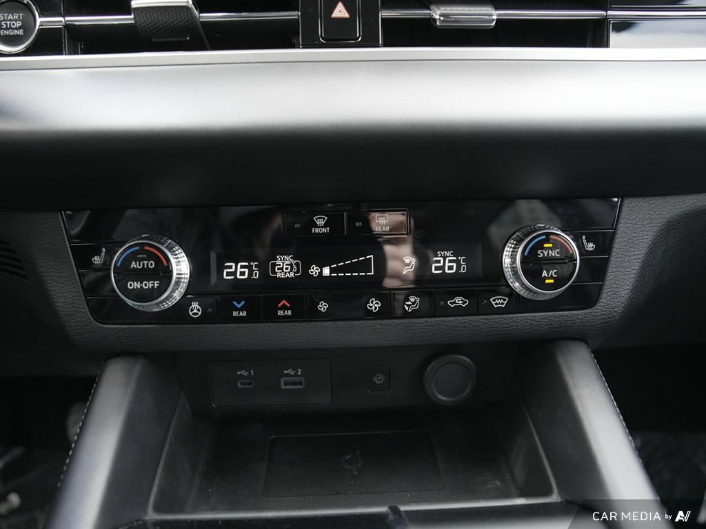 2024 Mitsubishi Outlander LE S-AWC
