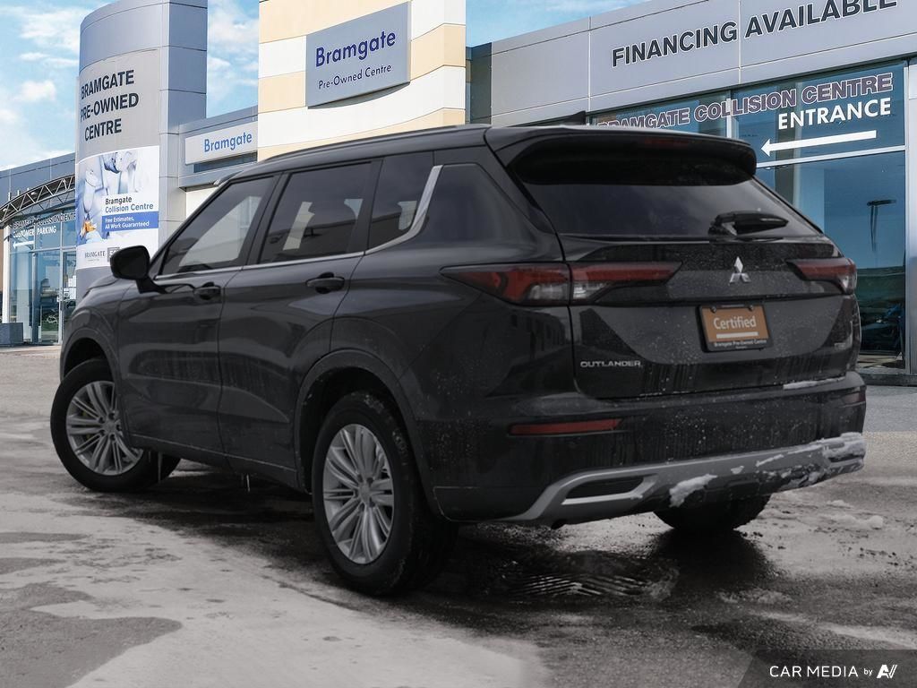 2024 Mitsubishi Outlander LE S-AWC