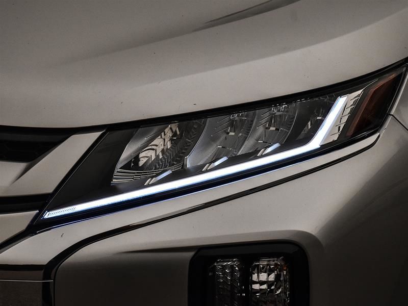 Photo 2024 Mitsubishi RVR ES AWC #4