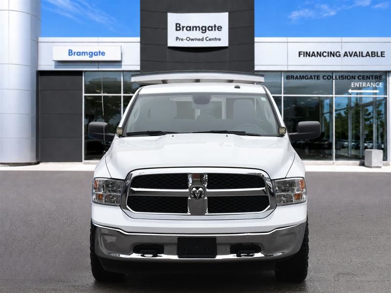 Photo 2023 Ram RAM 1500 Classic Crew Cab 4x4 (DS) SLT (140.5 WB 5'7 Box) SWB #2