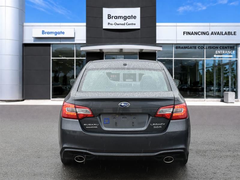 Photo 2018 Subaru Legacy Sedan 3.6R Limited w/ Eyesight at #4