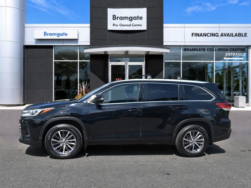 Photo 2017 Toyota Highlander XLE AWD #3