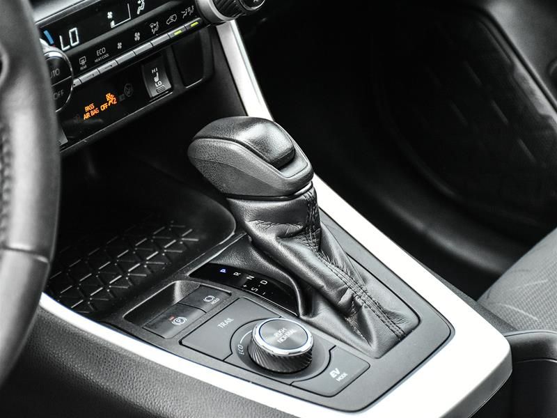 Photo 2023 Toyota RAV4 Hybrid XLE AWD #8
