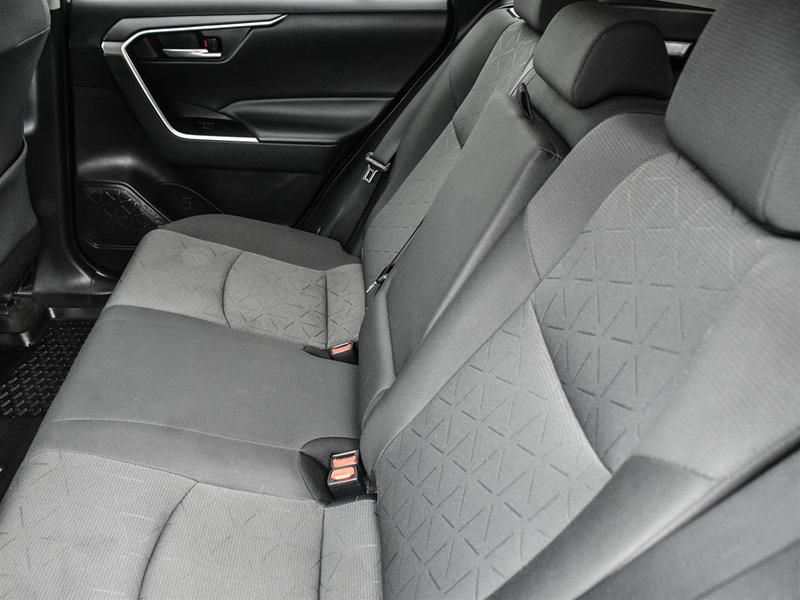 Photo 2023 Toyota RAV4 Hybrid XLE AWD #7