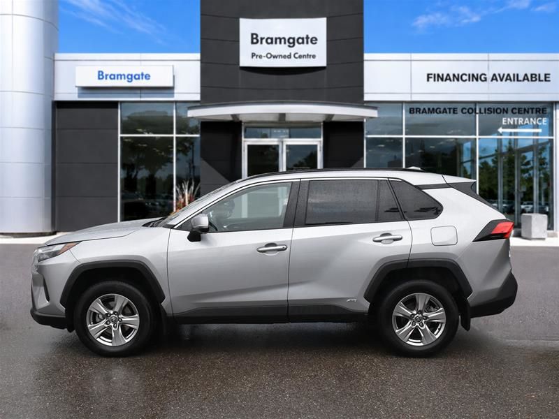 Photo 2023 Toyota RAV4 Hybrid XLE AWD #4