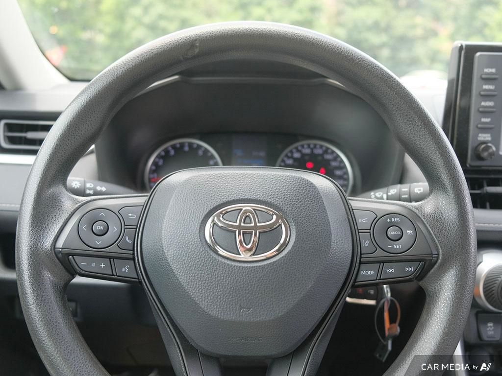 2022 Toyota RAV4 LE AWD