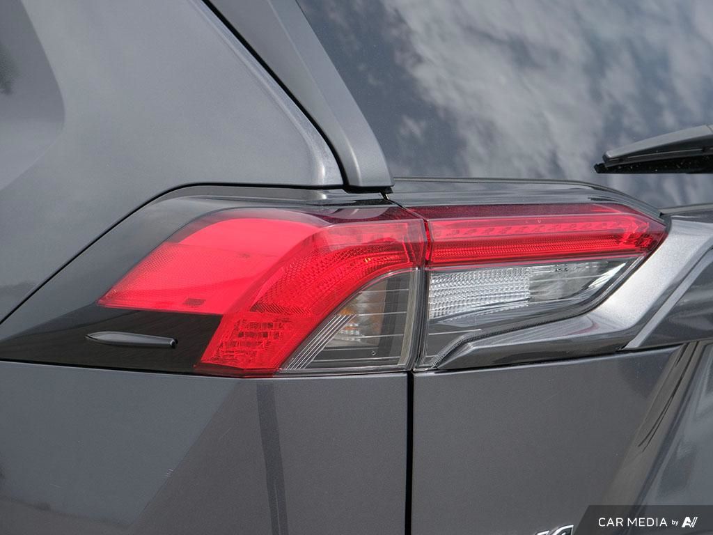 2022 Toyota RAV4 LE AWD