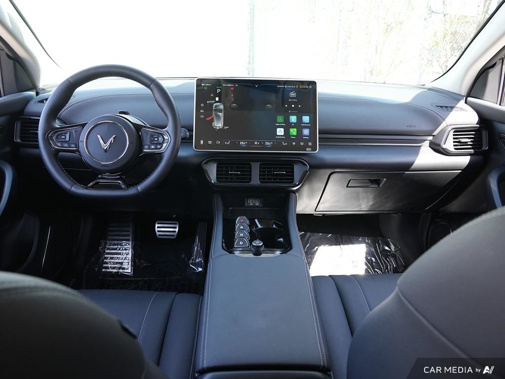 2024 VinFast VF 8 ECO AWD