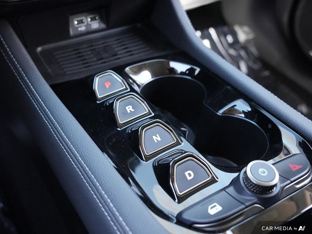 2024 VinFast VF 8 ECO AWD