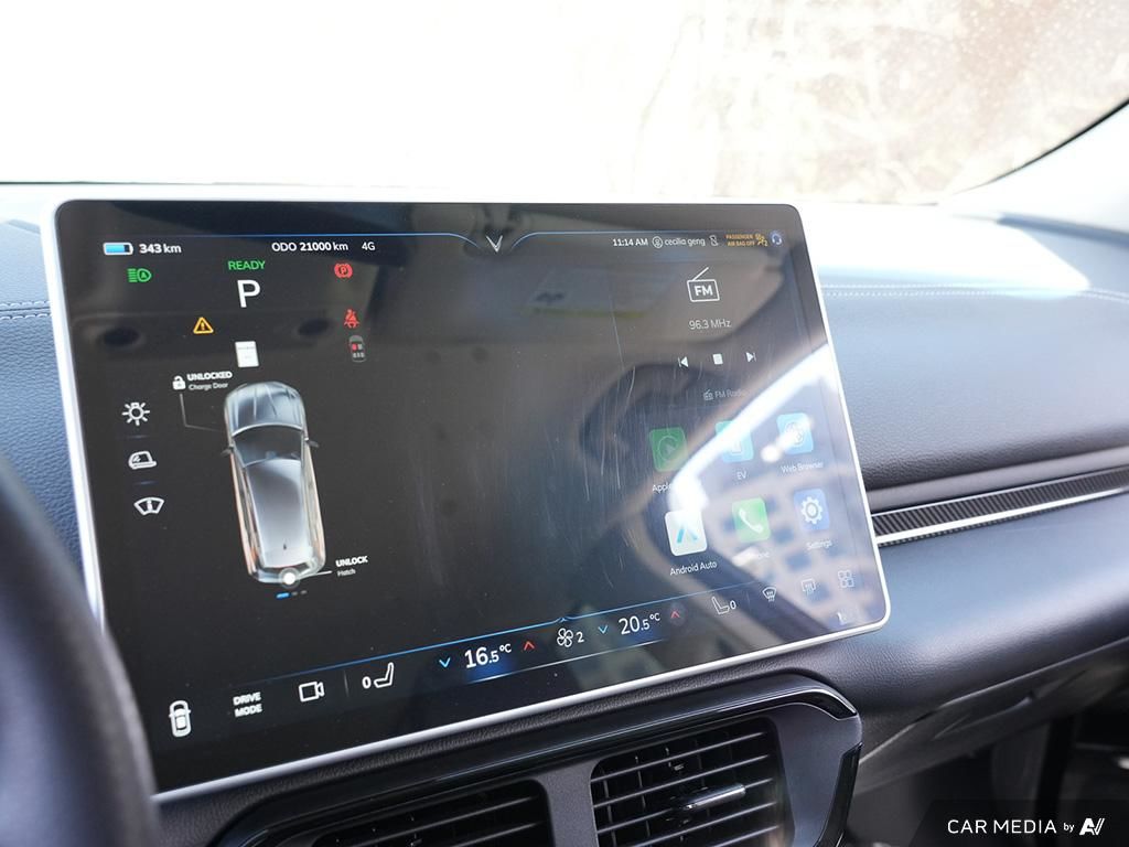 2024 VinFast VF 8 ECO AWD