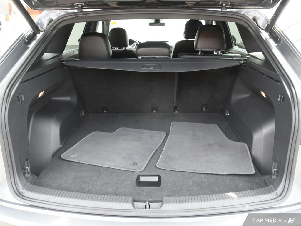 2023 Volkswagen Atlas Cross Sport Execline 3.6L 8sp at w/Tip 4MOTION