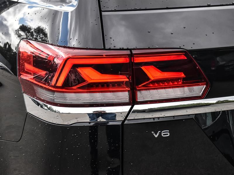 Photo 2023 Volkswagen Atlas Execline 3.6L 8sp at w/Tip 4MOTION #6