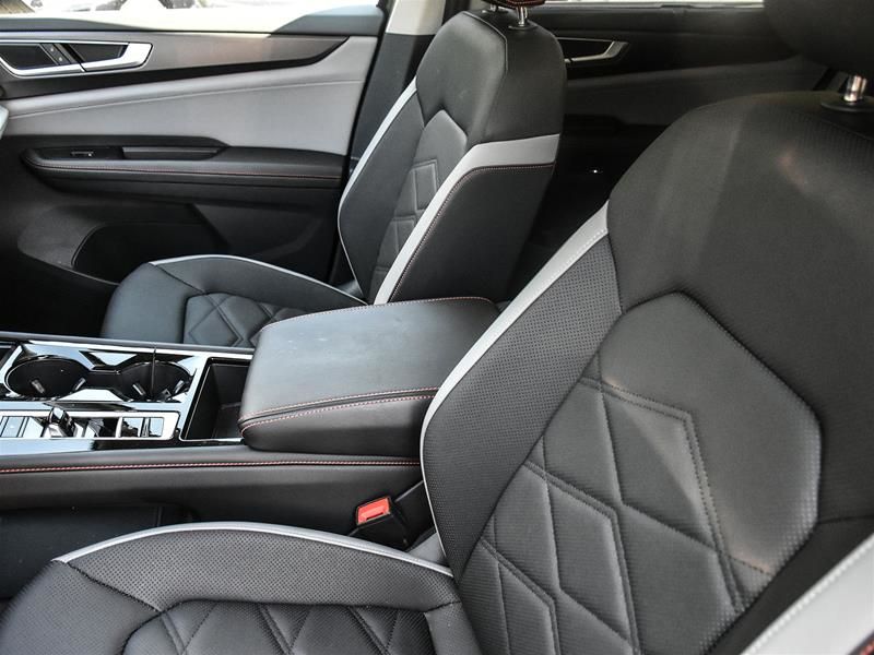 Photo 2025 Volkswagen Atlas Peak Edition 2.0 TSI 4MOTION #6