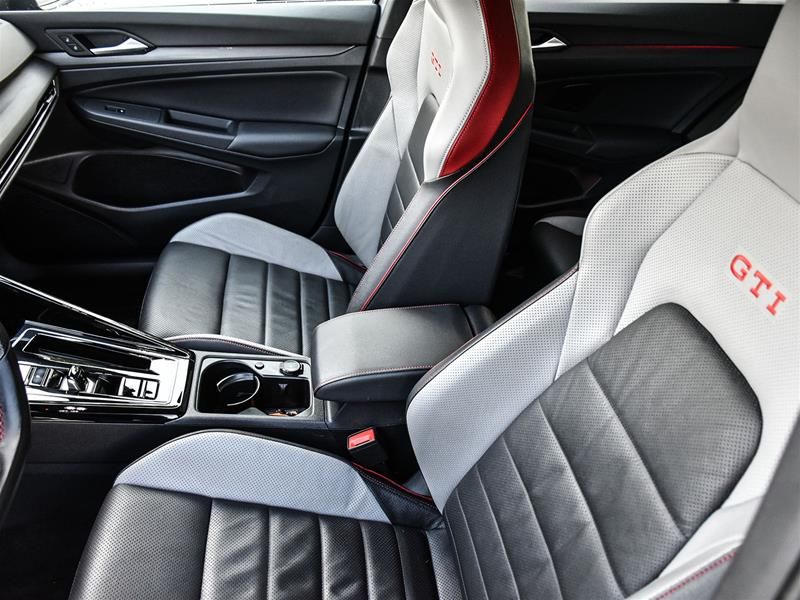 Photo 2024 Volkswagen Golf GTI Performance Auto #8