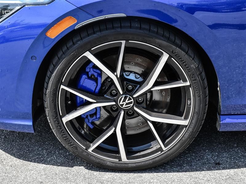 Photo 2024 Volkswagen Golf R 2.0 T 6Sp #6