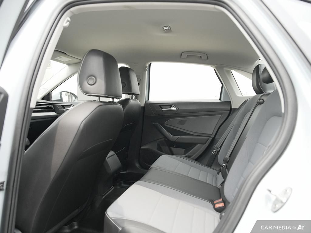 2025 Volkswagen Jetta Comfortline Auto