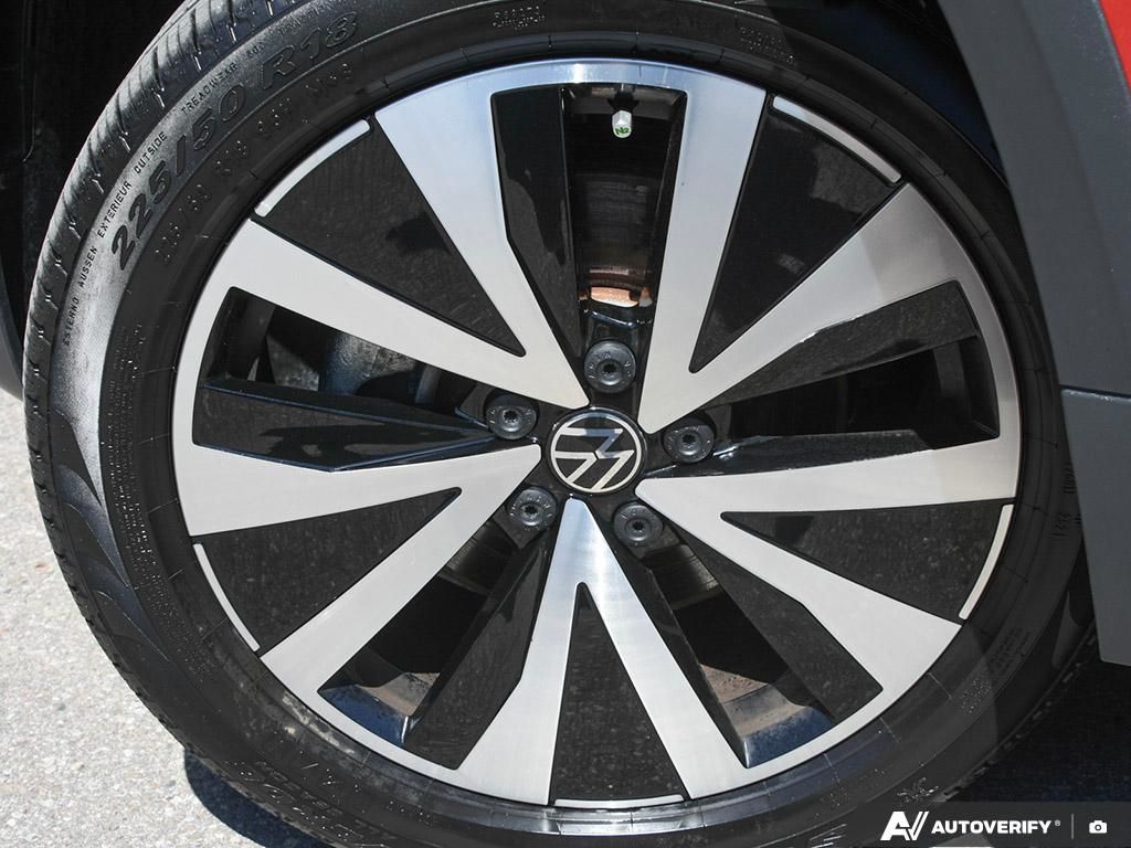 2022 Volkswagen Taos Highline 1.5T 7sp at DSG w/ Tip 4M