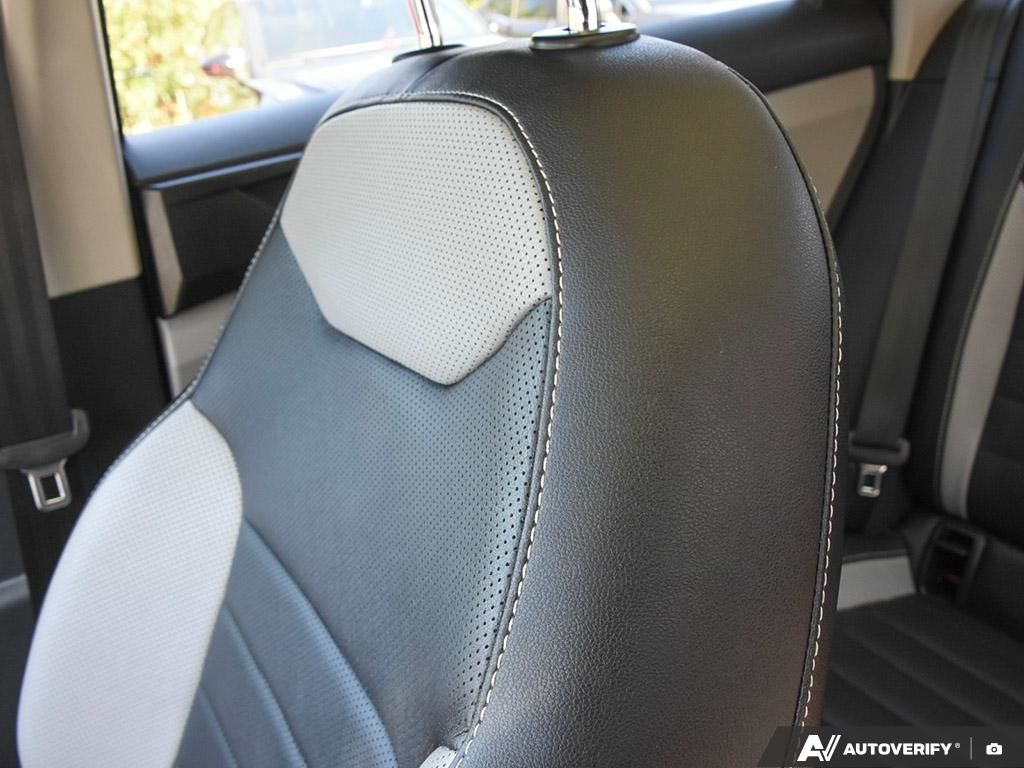 2022 Volkswagen Taos Highline 1.5T 7sp at DSG w/ Tip 4M