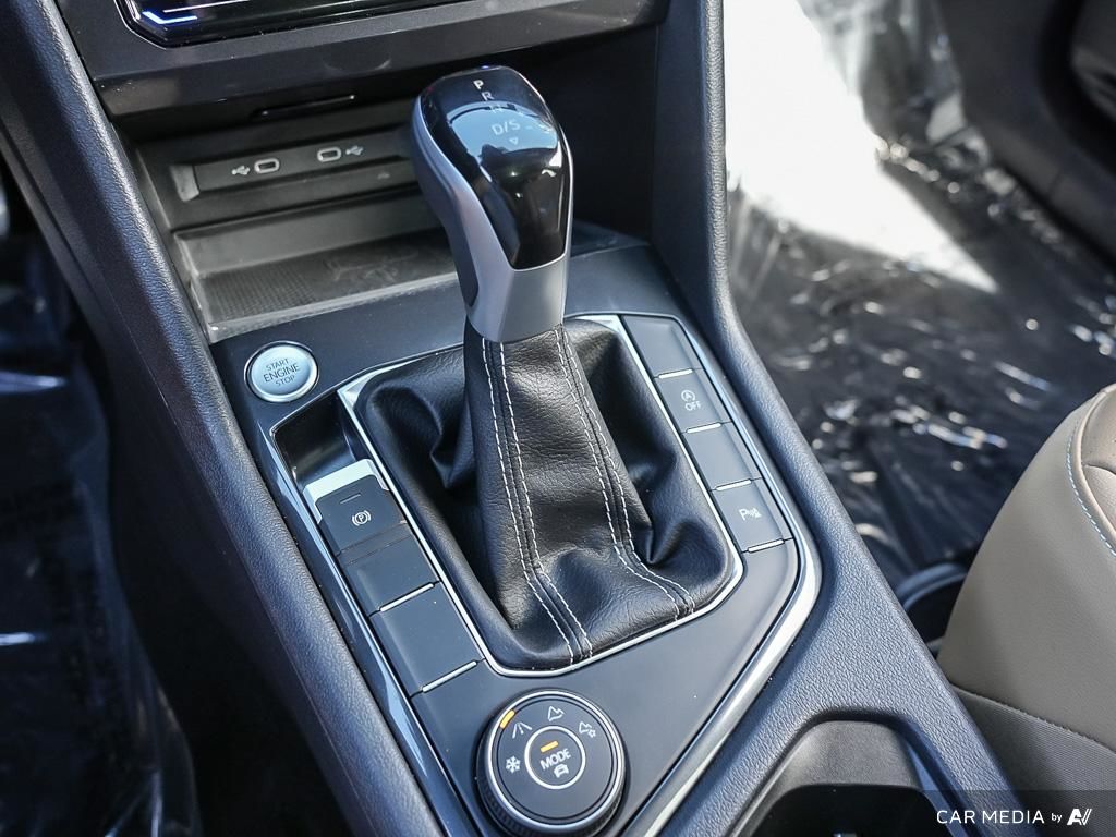 2024 Volkswagen Tiguan Comfortline R-Line Black 2.0T 8sp at w/Tip 4M