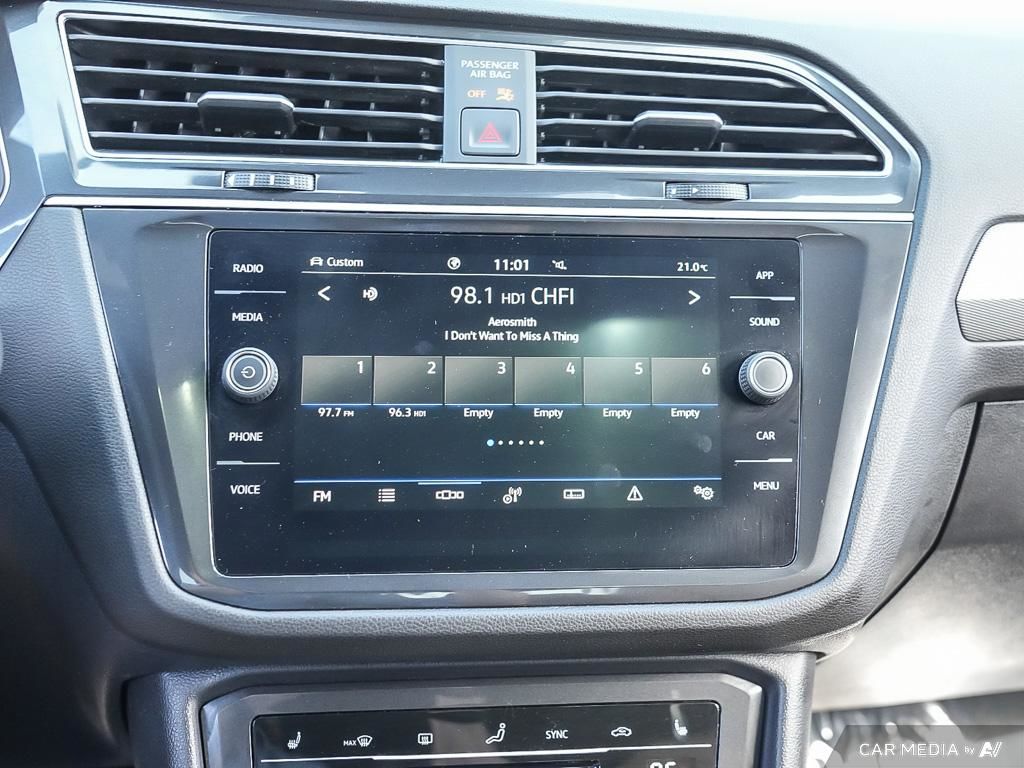 2024 Volkswagen Tiguan Comfortline R-Line Black 2.0T 8sp at w/Tip 4M