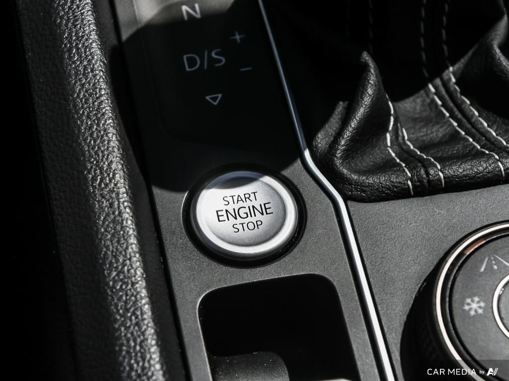 2021 Volkswagen Atlas Highline 3.6L 8sp at w/Tip 4MOTION (2)