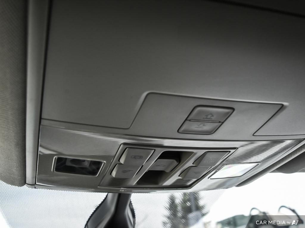 2021 Volkswagen Atlas Highline 3.6L 8sp at w/Tip 4MOTION (2)
