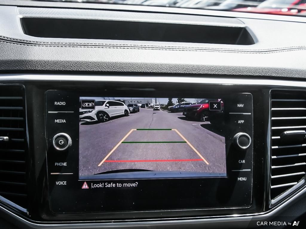 2021 Volkswagen Atlas Highline 3.6L 8sp at w/Tip 4MOTION (2)