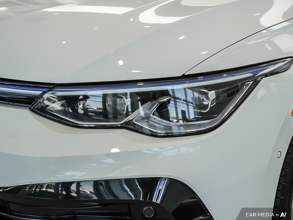 2024 Volkswagen Golf R 2.0T 7Sp at DSG w/Tip