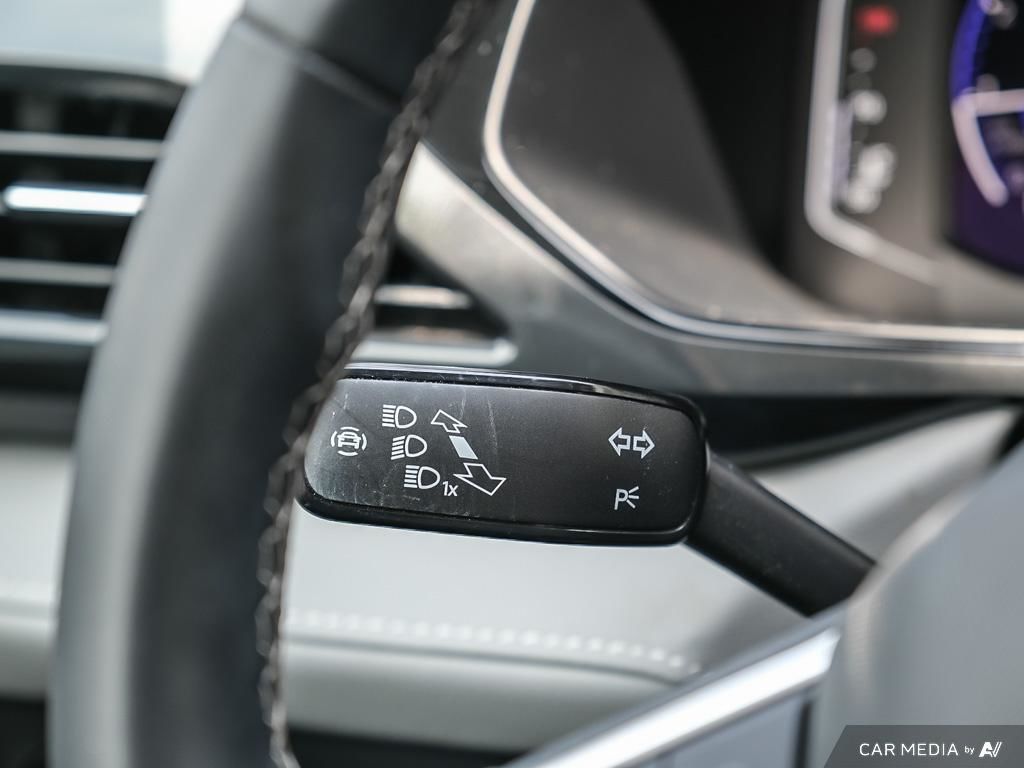 2022 Volkswagen Taos Highline 1.5T 7sp at DSG w/ Tip 4M