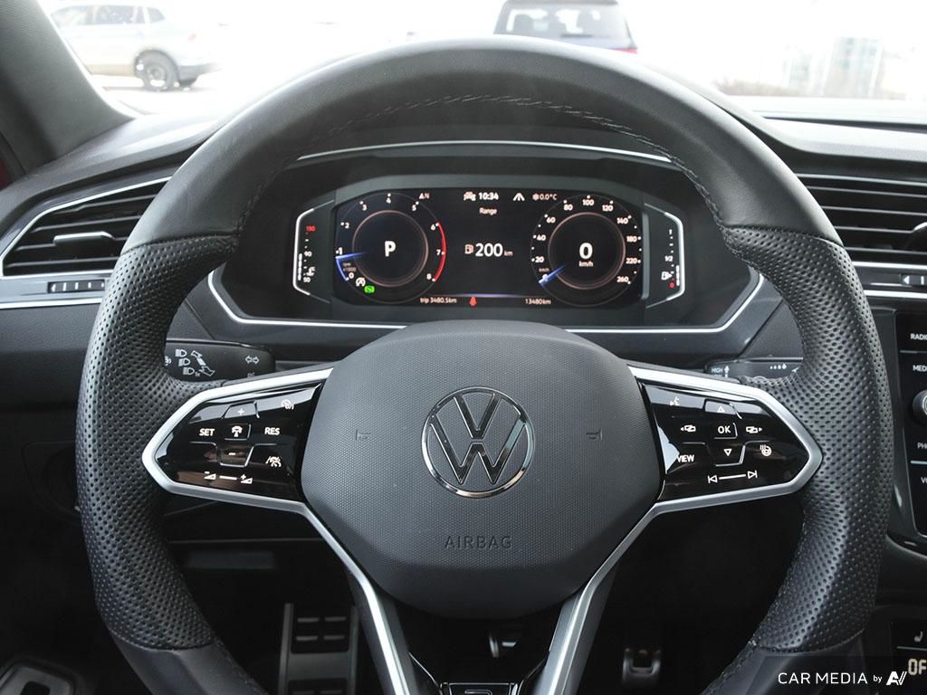 2024 Volkswagen Tiguan Comfortline R-Line Black 2.0T 8sp at w/Tip 4M