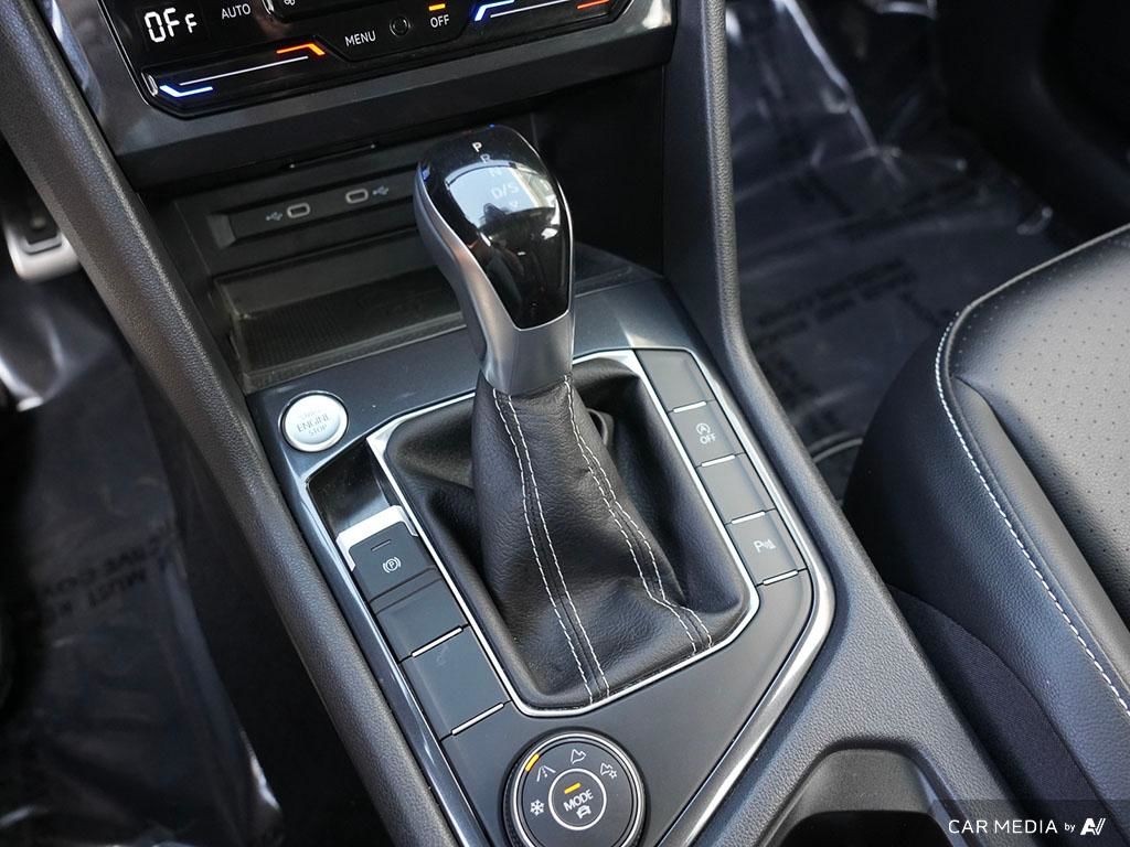 2024 Volkswagen Tiguan Comfortline R-Line Black 2.0T 8sp at w/Tip 4M