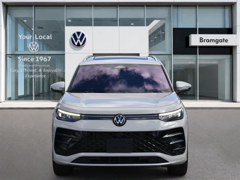 Photo 2025 Volkswagen Tiguan Highline R-Line 4MOTION #4