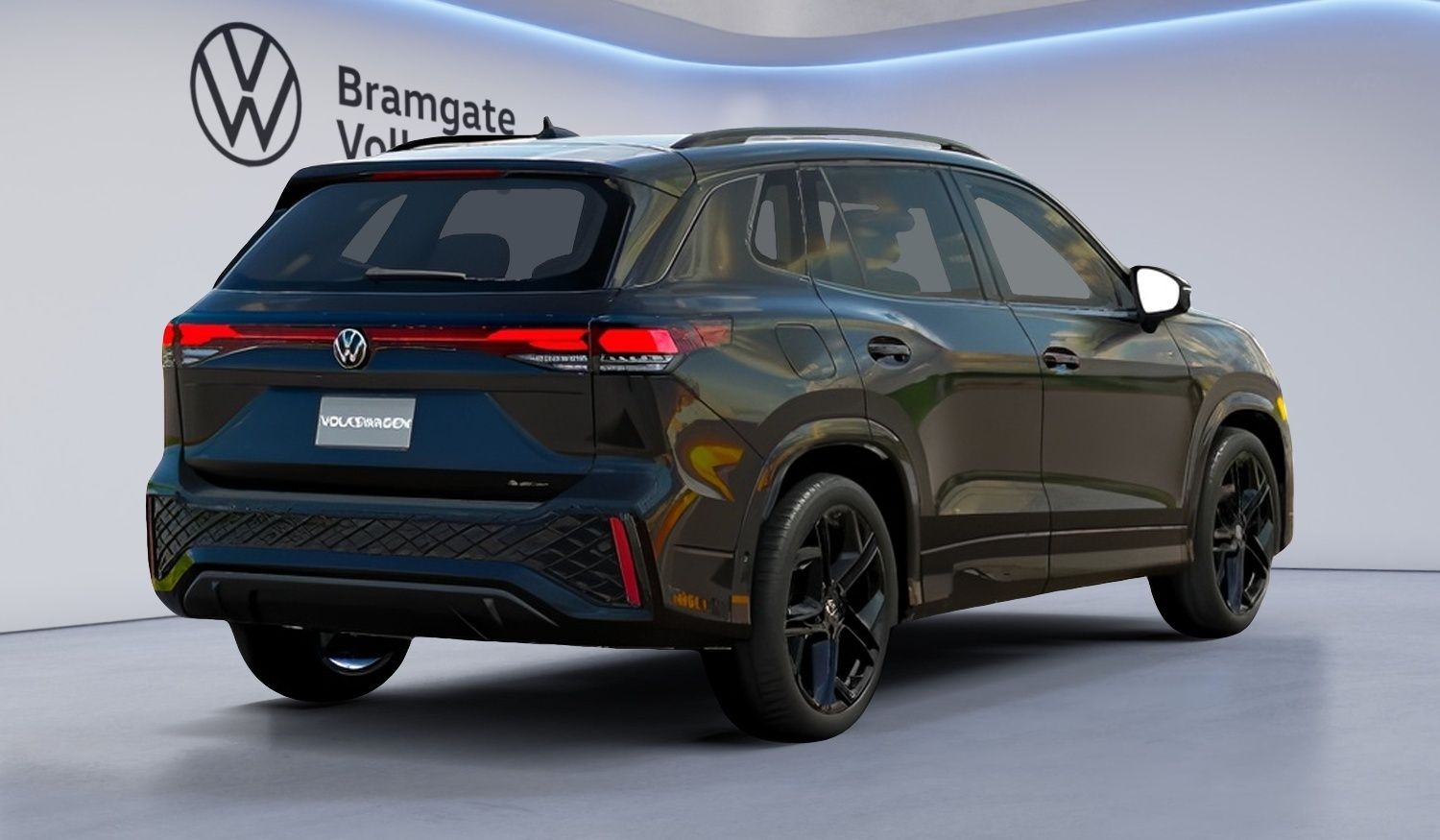 Photo 2026 Volkswagen Tiguan Comfortline R-Line Black Edition 4MOTION #3