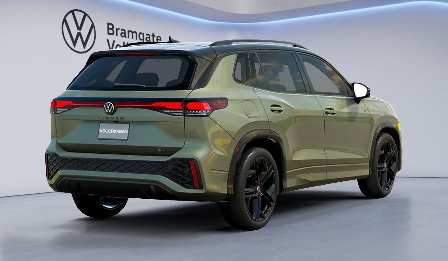 Photo 2026 Volkswagen Tiguan Comfortline R-Line Black Edition 4MOTION #3