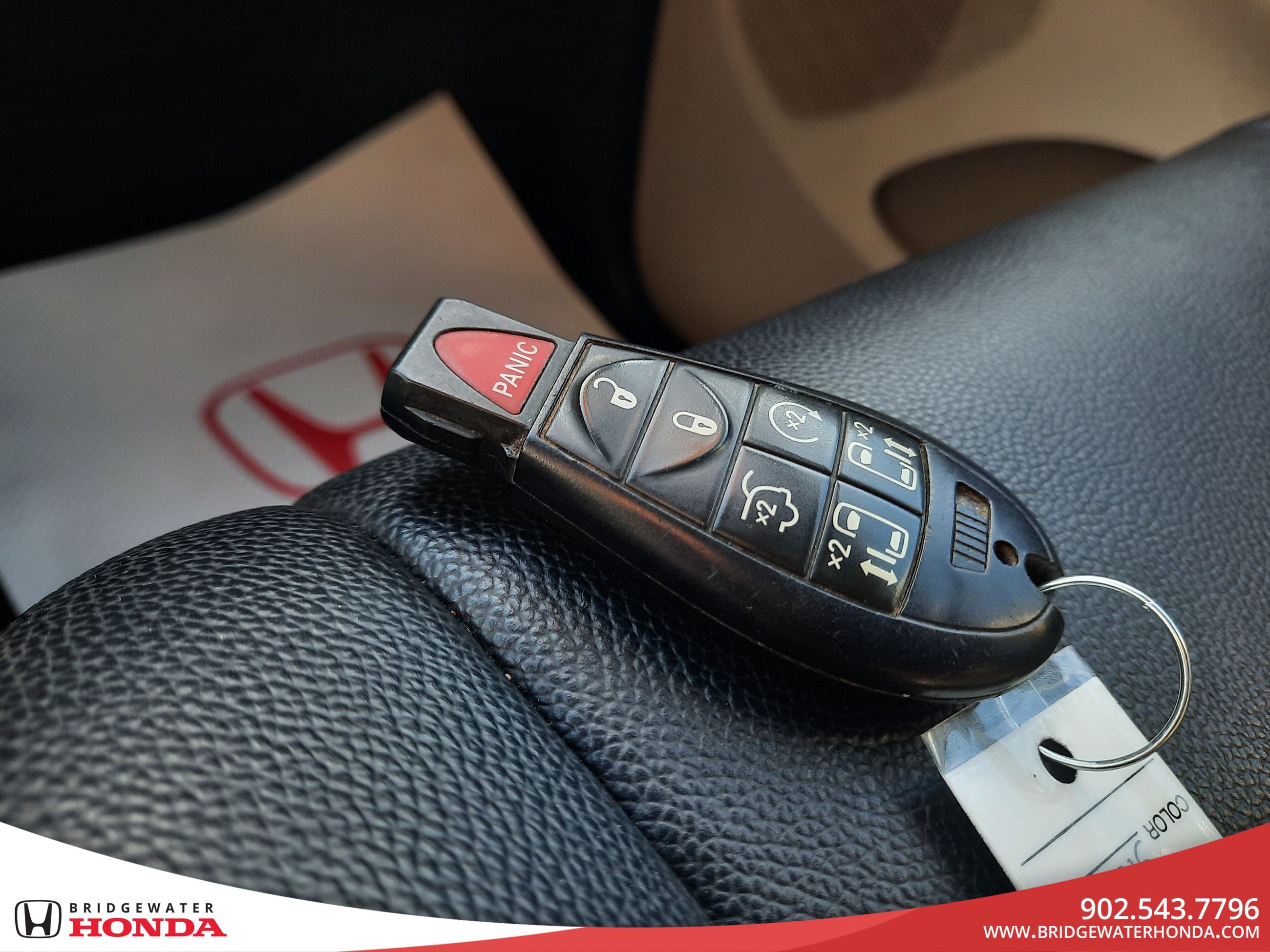 2018 Dodge Grand Caravan SXT Premium Plus-22