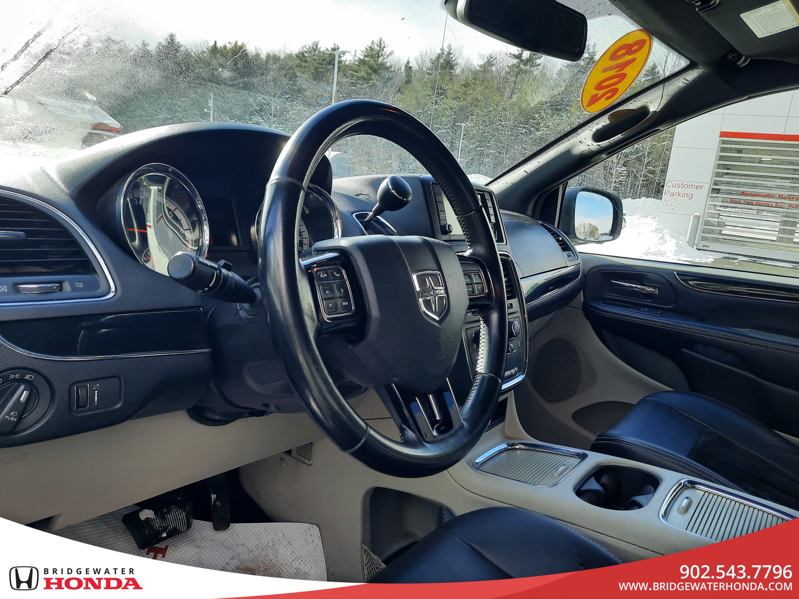 2018 Dodge Grand Caravan SXT Premium Plus-1