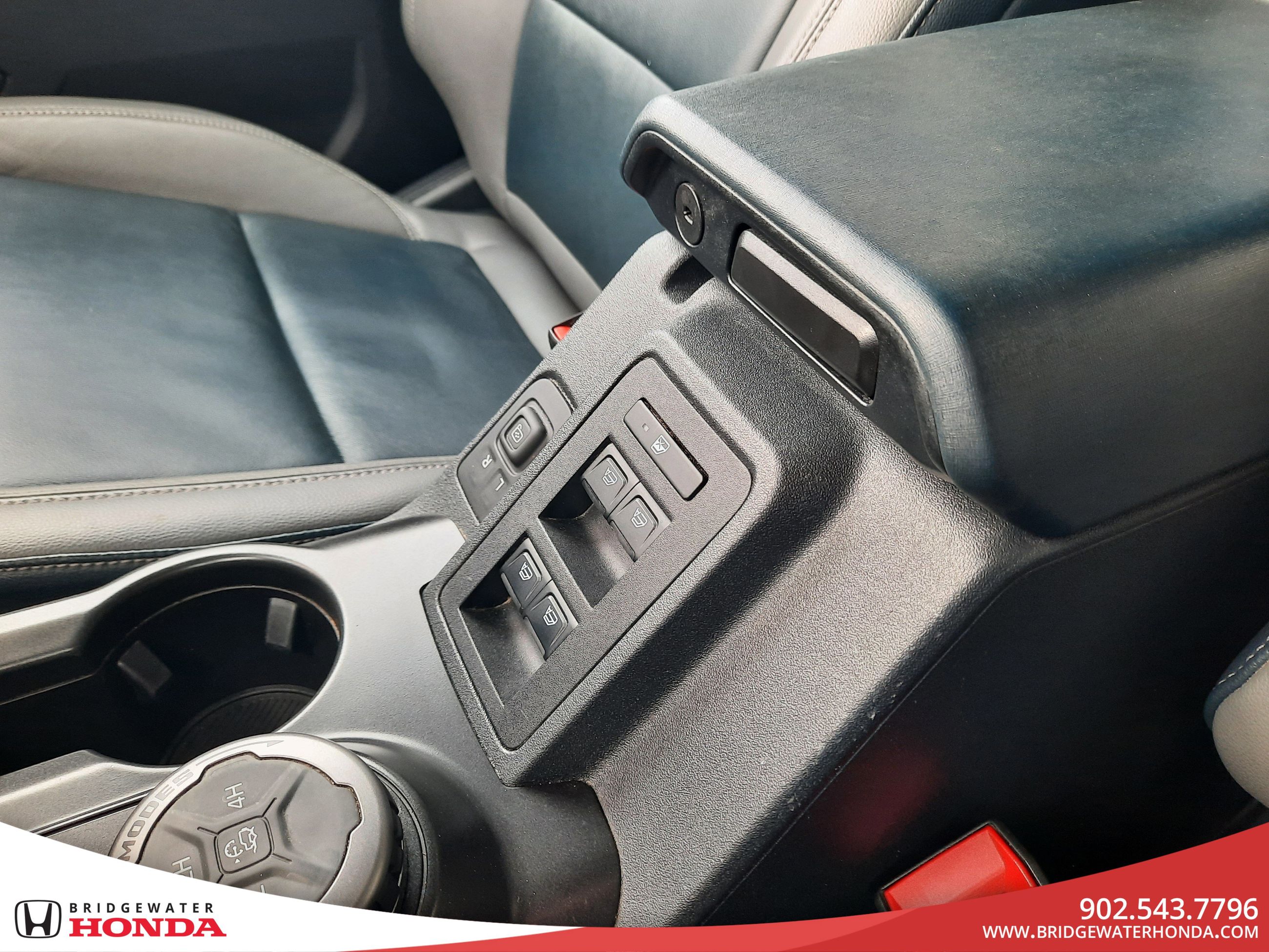 Ford Bronco Outer Banks 2021-20